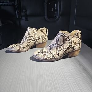 Michael Shannon Ankle Boots Nadya Snake‎ Skin Print Zip Booties Women's 7 EUC
